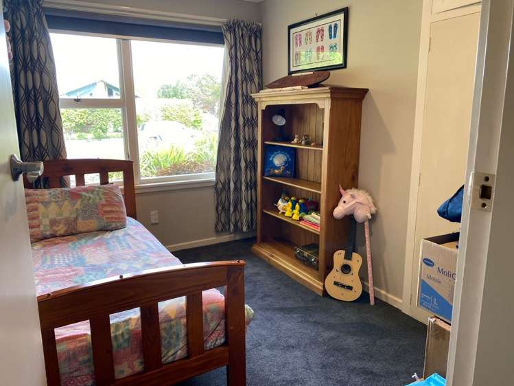 32 Churchill Avenue Allenton_8