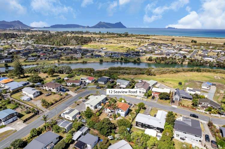 12 Seaview Road Ruakākā_18