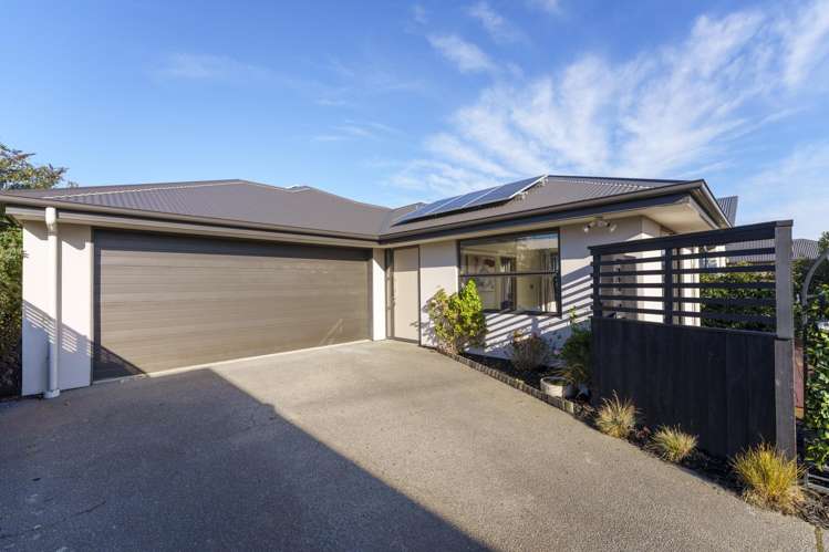 16 Sylvia Street Parklands_12