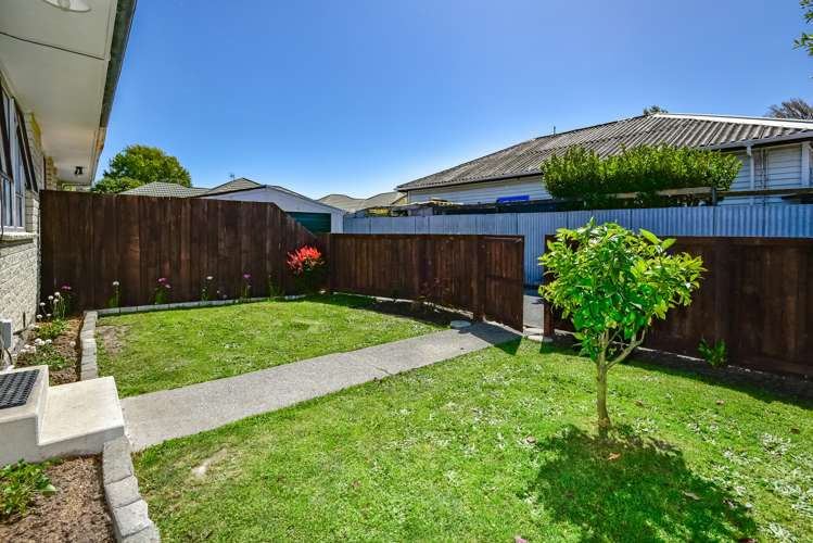 4/91 Antigua Street Addington_17