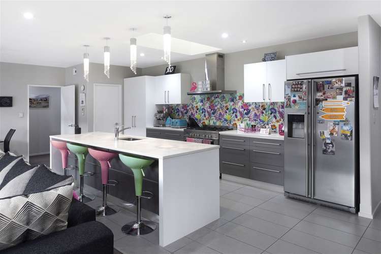 5 Torrey Pines Waimairi Beach_6