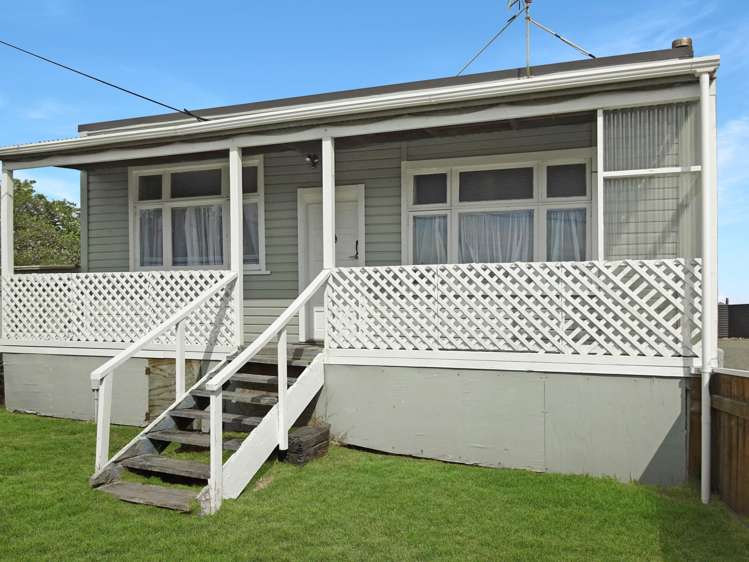 46 Pratt Avenue_0