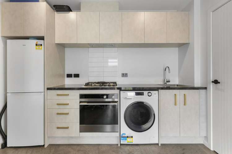 2 Opaoa Way Aotea_24