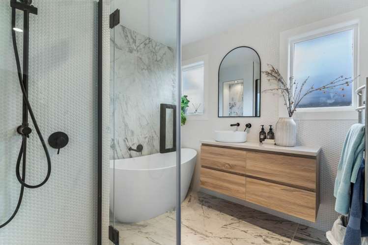 35 Fairclough Road Beach Haven_7