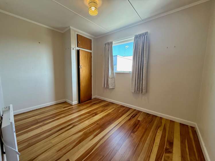 27 Lorenzen Bay Road Raglan_6