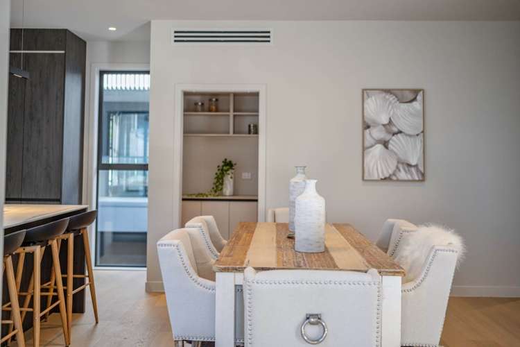 201e Hurstmere Road Takapuna_10