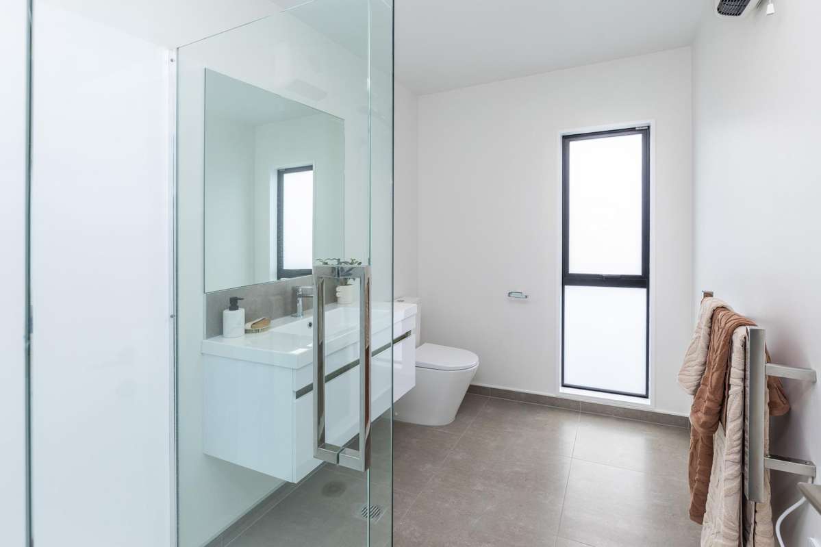 2/143 Cranford Street_5