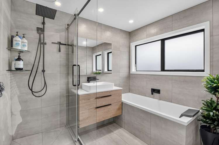 16 Clyside Avenue Half Moon Bay_30