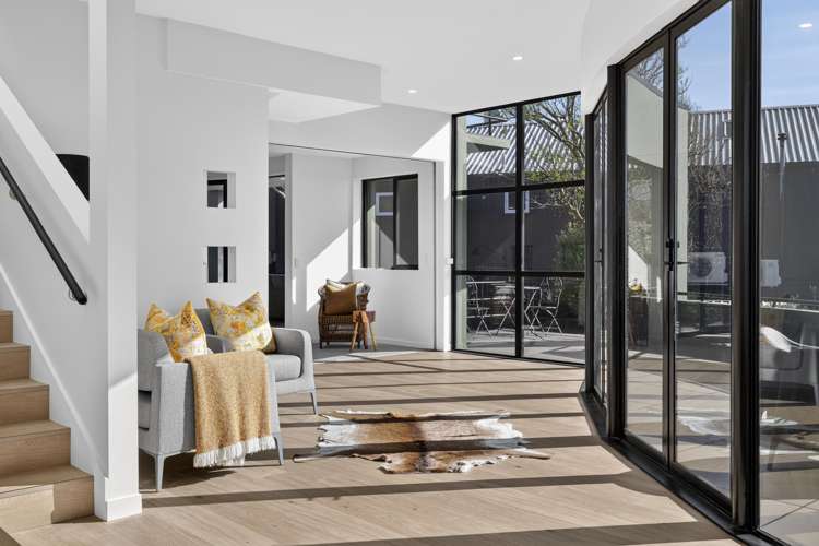 72 Glenstrae Road Redcliffs_15