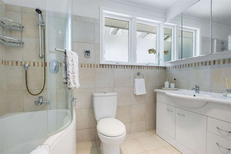 47 Japonica Drive Beach Haven_11