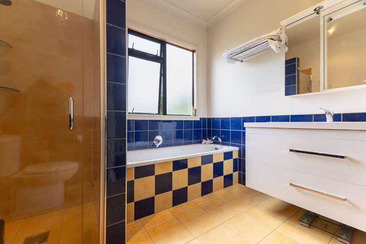 114 Rutherford Drive Waikanae Beach_17