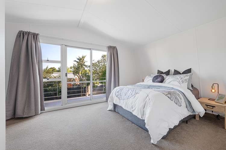 4a Cricklewood Lane Springlands_11