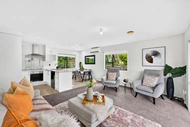 1/95 Hobsonville Road_4