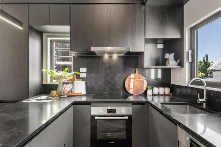 9/1b Egremont Street Belmont_10