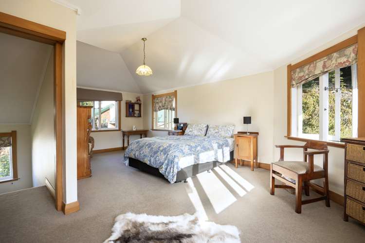 5 Budock Road Hillsborough_15