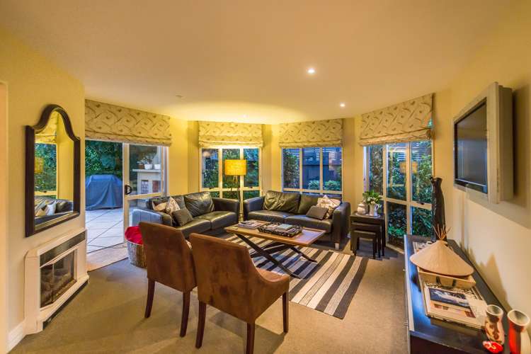 6 Leabridge Mews Harewood_11