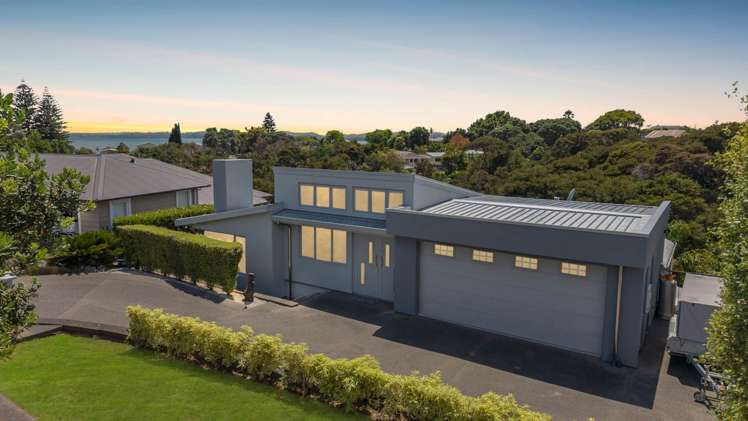27 Omana Heights Drive Maraetai_3