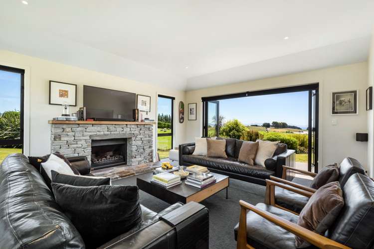 203 Akatore Road Taieri Mouth_8