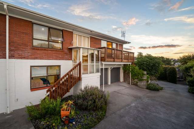 2/7 Eversleigh Road Belmont_1