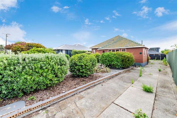 53 Main Road Redcliffs_8