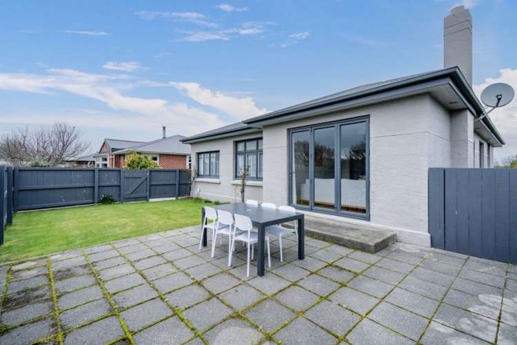 51 Newcastle Street Windsor_26