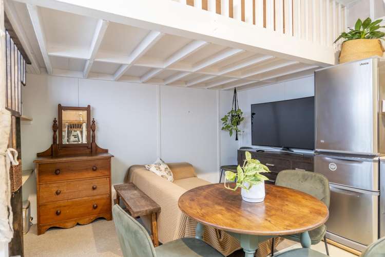 75 Fairview Crescent Omiha_3