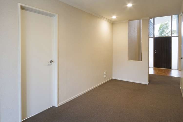 57a Aspiring Avenue Flat Bush_5