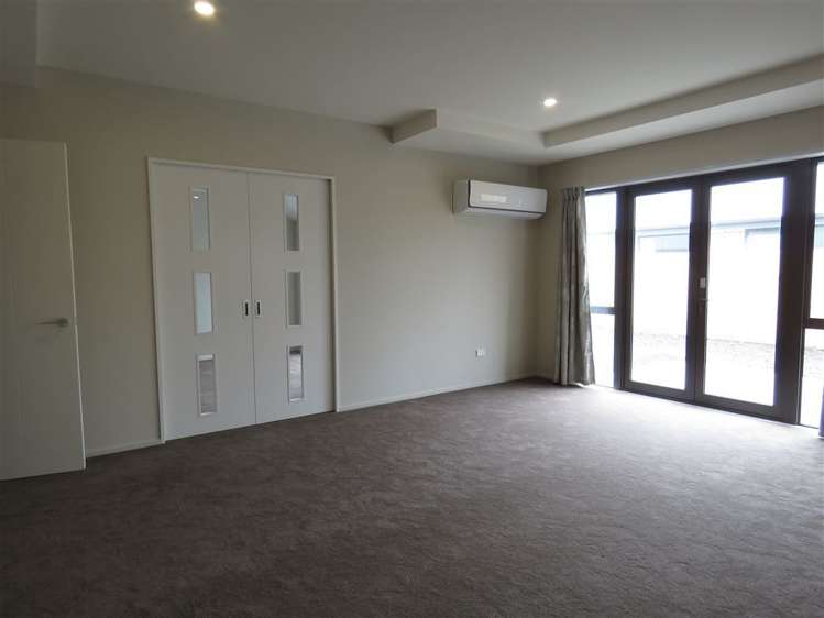 19 Edwin Ebbett Place Wigram_6