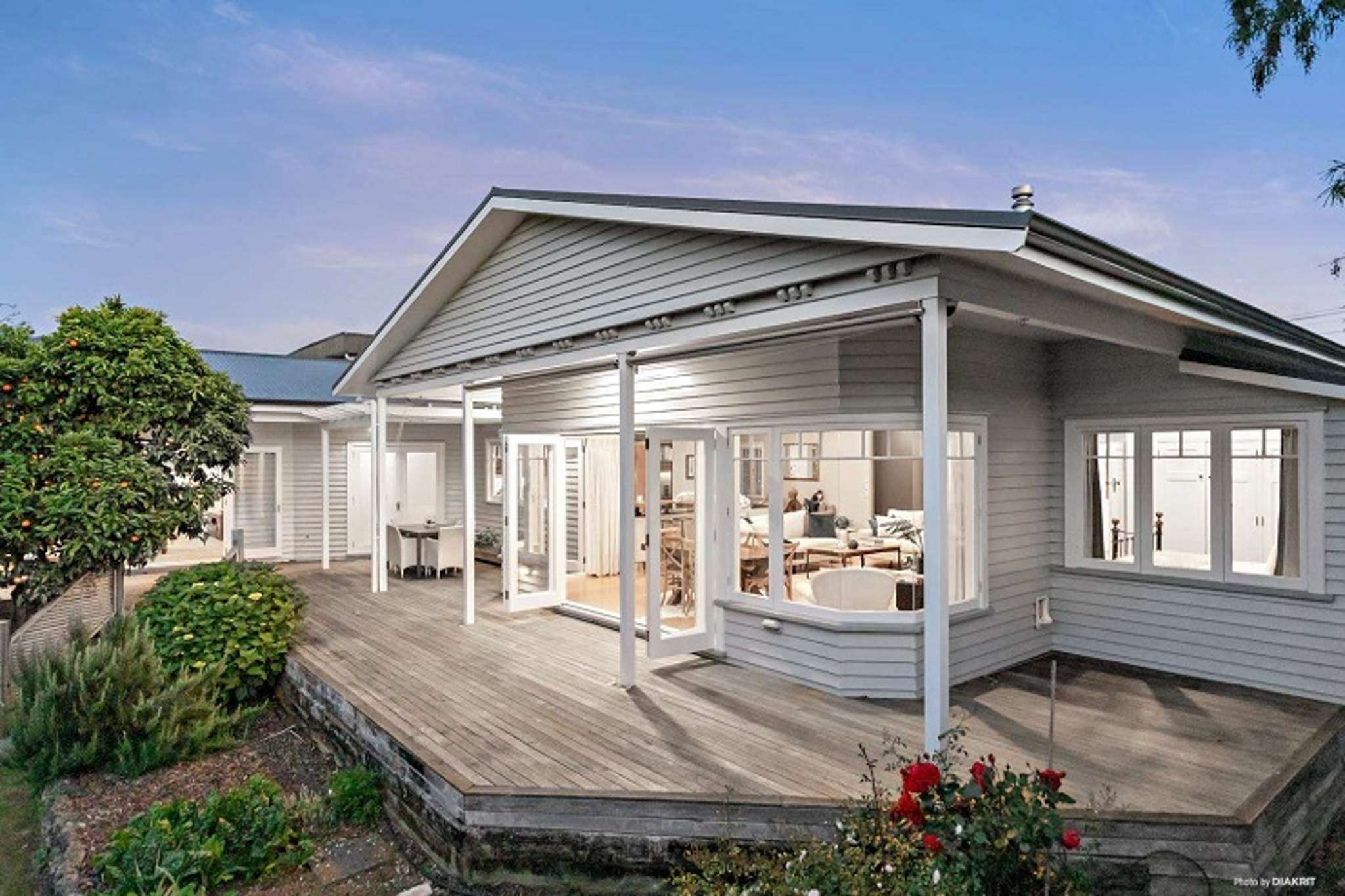 Mt Albert bungalow sells for record-breaking $3.35m