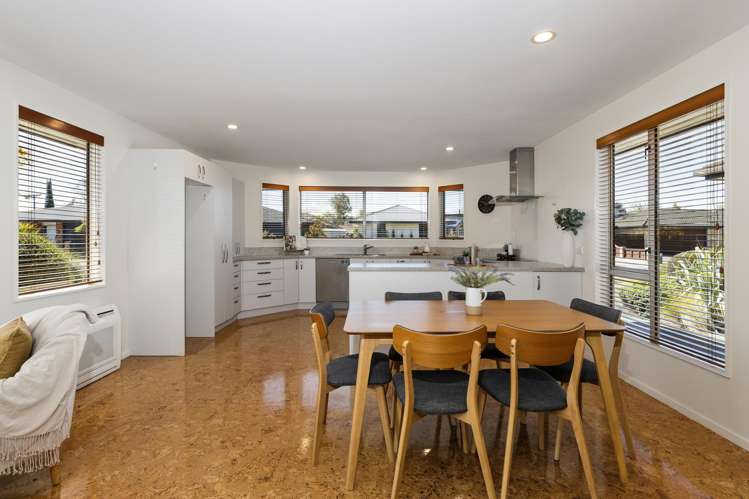 13 Springswood Grove Springlands_10