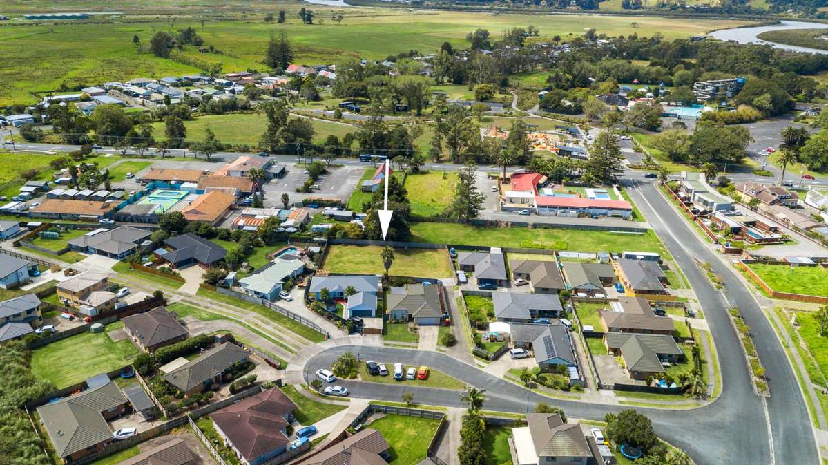 12 and 14 Aitkenhead Court, Parakai_5