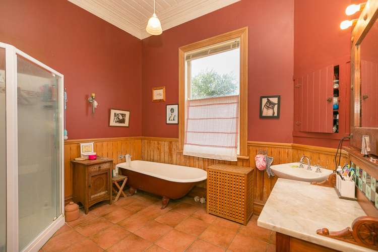 329 Mangorei Road Merrilands_17