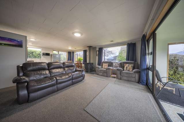 67 Luxmore Drive Te Anau_2