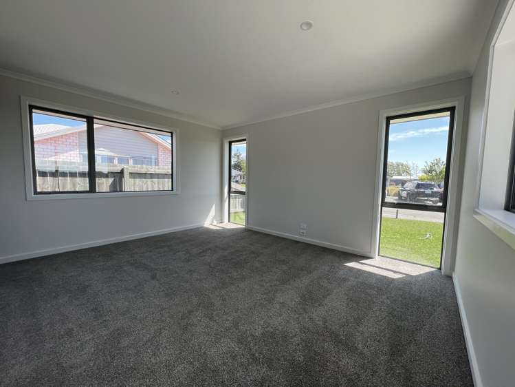 48 Geoff Geering Drive Netherby_9