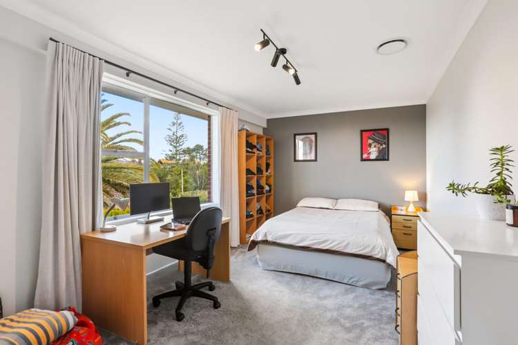 6 Fairmount Road Titirangi_13