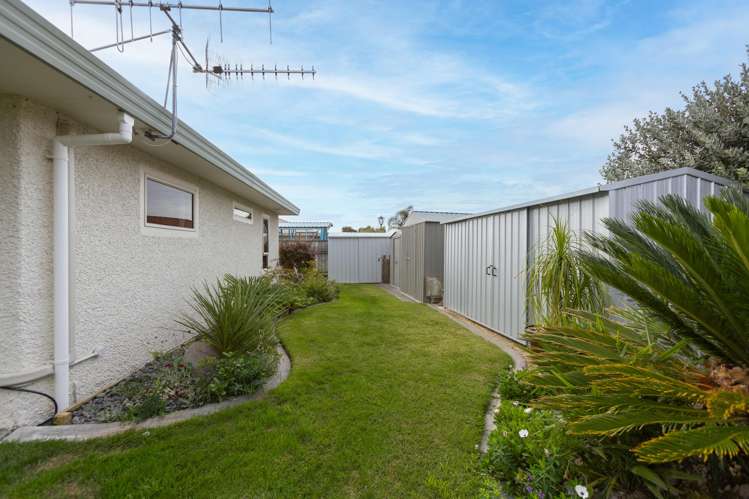 9 Knightsbridge Place Taradale_15