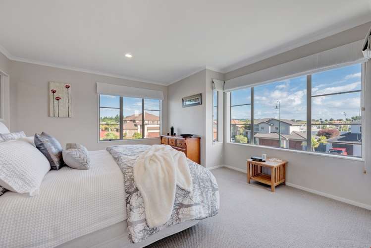 70 Pine Harbour Parade Beachlands_16