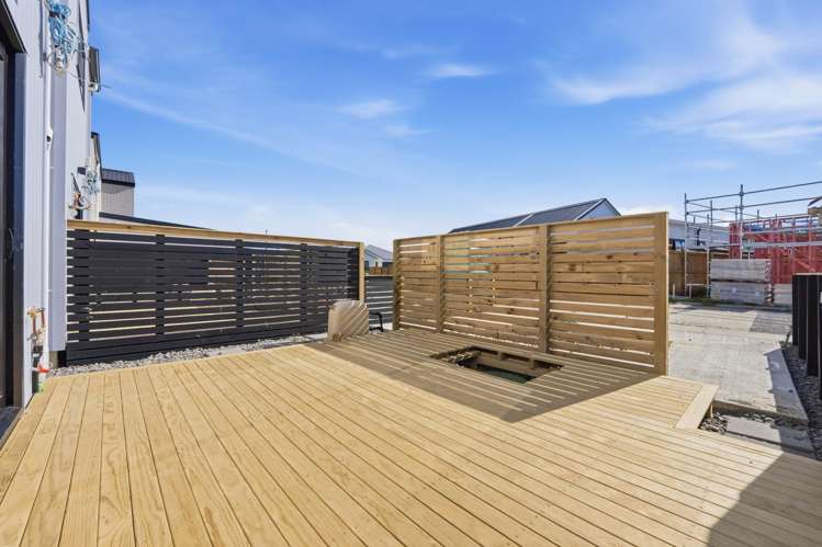 Unit 5/89 Otuwairoa Esplanade Papakura_7