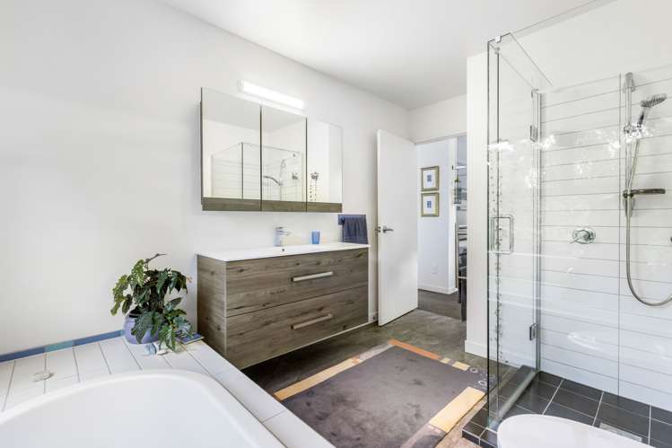 127 Jonkers Road Waitakere_23