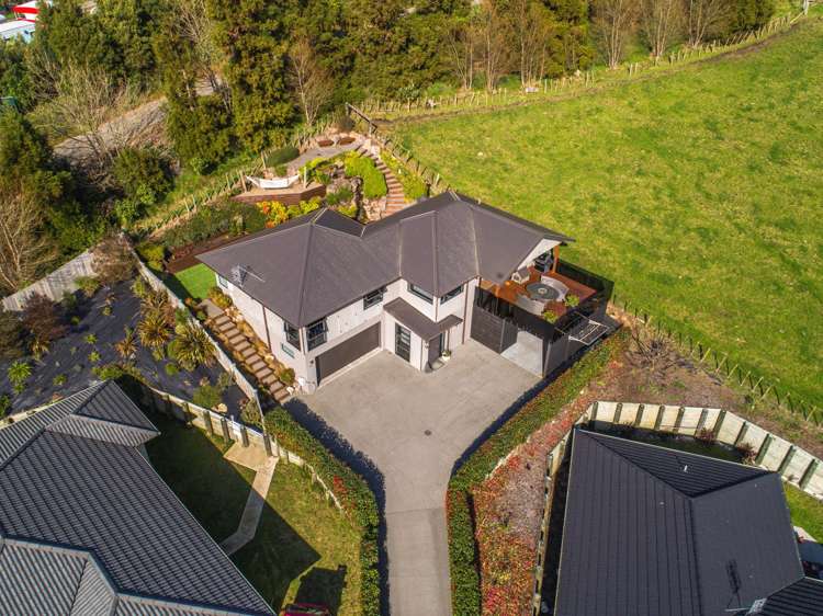 266 Ballintoy Park Drive Welcome Bay_19