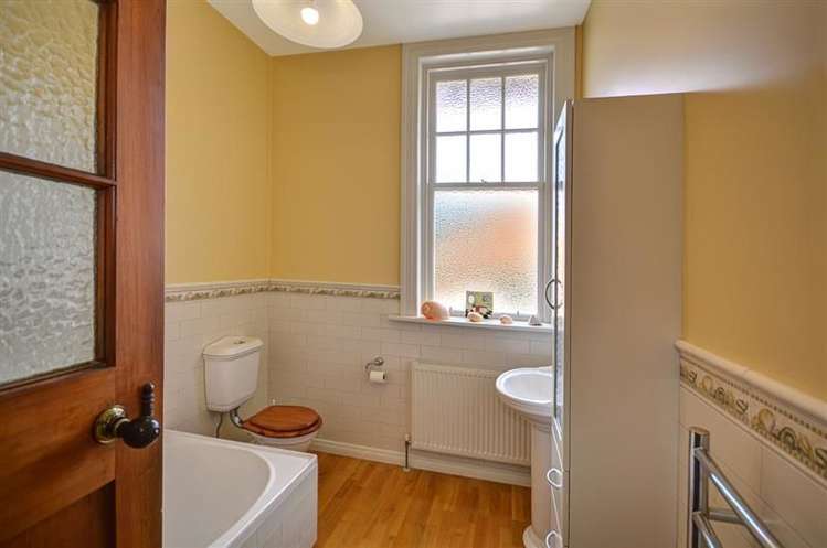 14 Ings Avenue Saint Clair_13