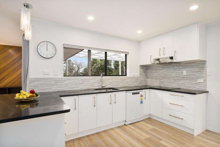 14 Rhinevale Close Henderson_4