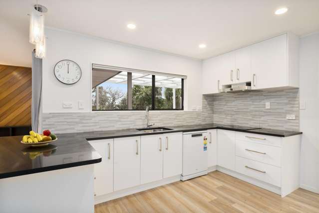 14 Rhinevale Close Henderson_4