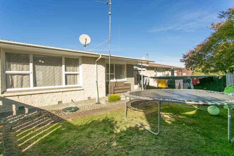 2/216 Walnut Avenue Ashburton_12