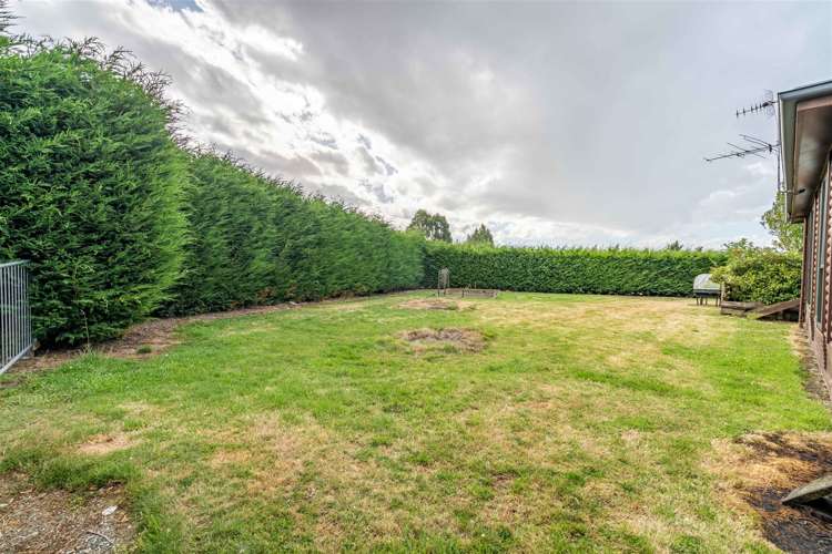 141 Mckinnon Road Gore Surrounds_28