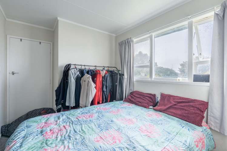 20 Elliott CRESCENT Owhata_12