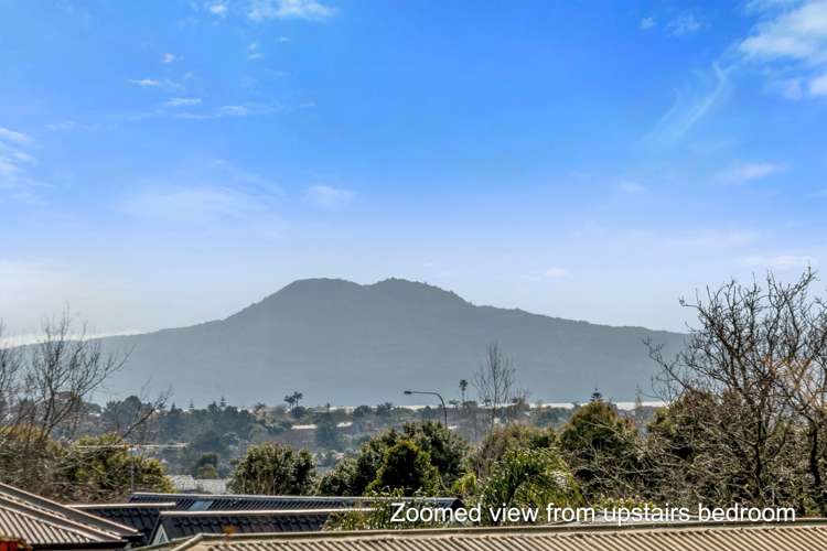 2 Bradbury Road Botany Downs_14