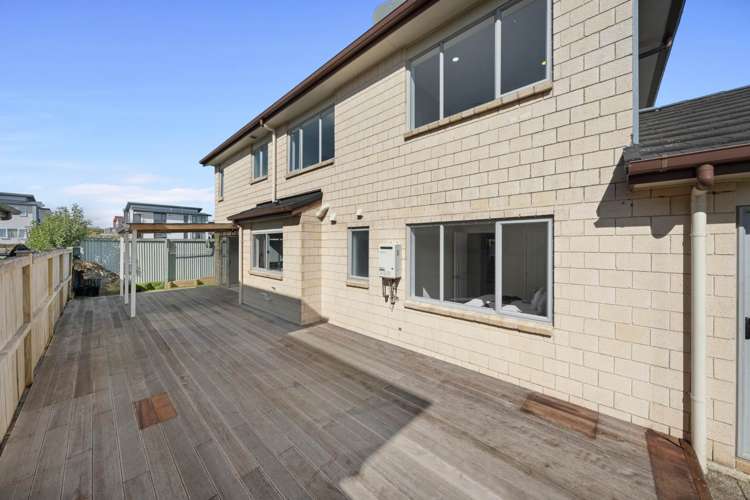 1 Pertosa Drive Flat Bush_26