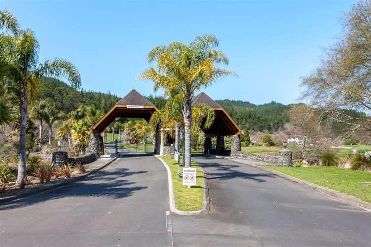 61 Pinehurst Drive_0