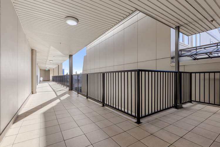 A603/176 Broadway Newmarket_16